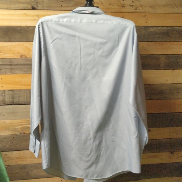 Gray Van Heusen fitted dress shirt ,size 16 32/33 including Michael Strahan tie - Picture 5 of 8